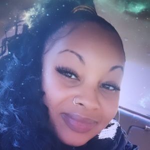 Meet your Posher, Jeannette